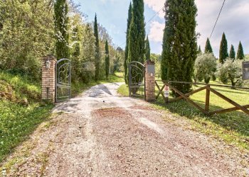 Esterni - Villa Via De Riccardi, Chianni - foto 2