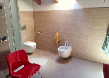 Locale Commerciale Valdigne, Aosta - foto 34