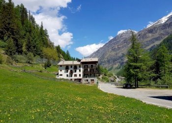 Locale Commerciale Eau Rousse, Valsavarenche - foto 2