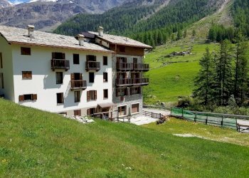 Locale Commerciale Eau Rousse, Valsavarenche - foto 33