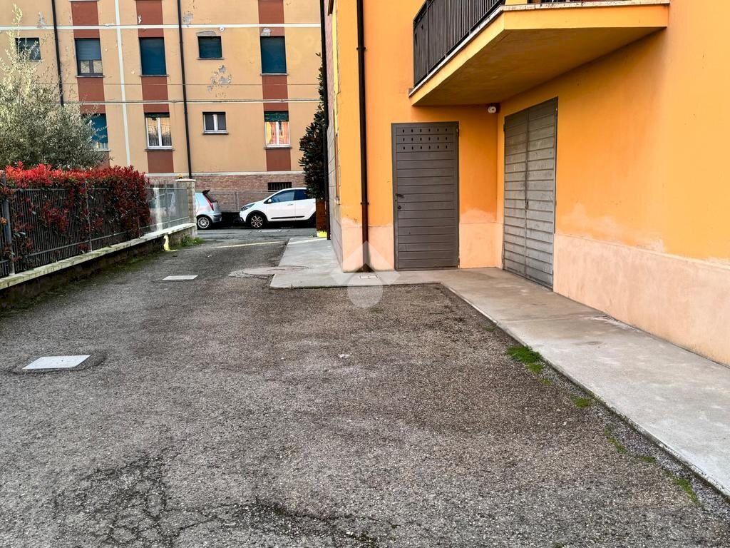 Box Via Giuseppe di Vittorio, Minerbio - photo 2