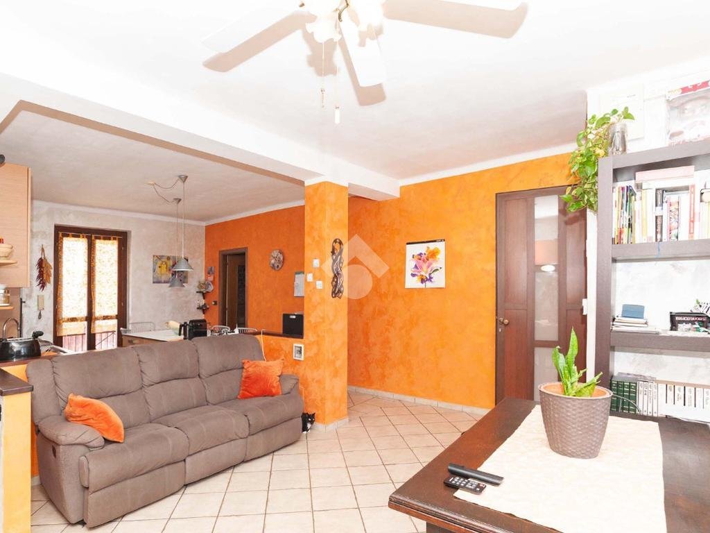 Appartamento Via gamberi, San Francesco al Campo - foto 2