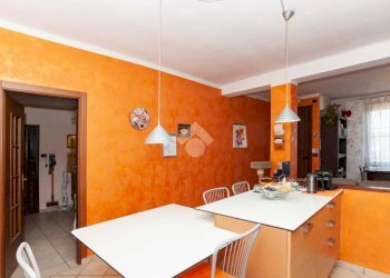 Appartamento Via gamberi, San Francesco al Campo - foto 8