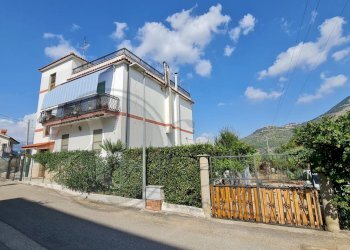 Independent house Via Marittima, Priverno - photo 1