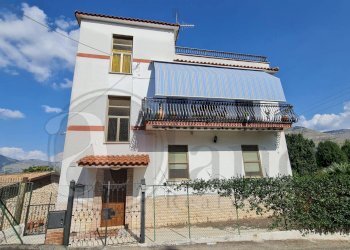 Independent house Via Marittima, Priverno - photo 3