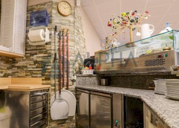 vista - Negozio via Ferrante Foschi, Forlì - foto 3