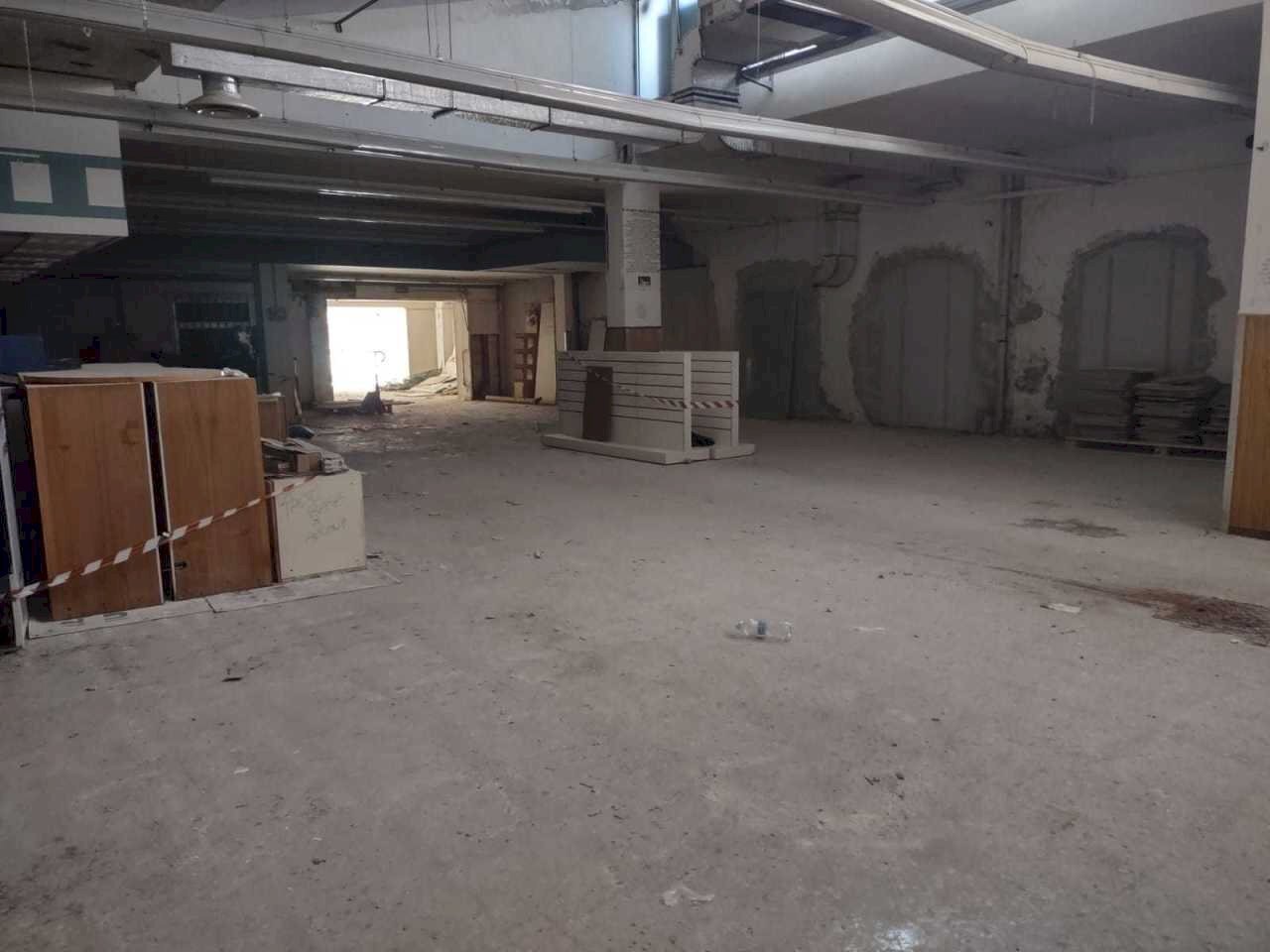 7a79b1c7-5883-4426-9e33-2212c81fa61f.jpg - Magazzino Jesi - foto 1