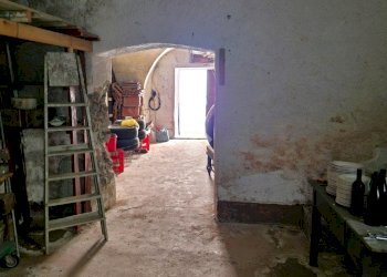 Stable - Palace Via Trieste, Calizzano - photo 38