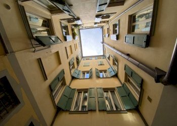 Facciata interna - Apartment via Mondatora, 23A, Modena (neighborhood Centro Storico) - photo 4