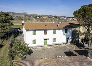 Villa Imola - photo 1