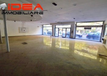 Ingresso - Capannone viale Gaetano Storchi, 21, Modena - foto 2