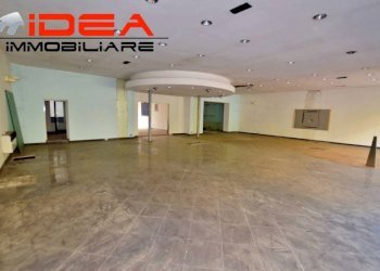 Ingresso - Capannone viale Gaetano Storchi, 21, Modena - foto 3