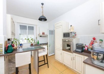 Cucina - Four-room apartment via Posalunga, 34, Genova (neighborhood Borgoratti) - photo 8