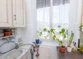 Veranda - Four-room apartment via Posalunga, 34, Genova (neighborhood Borgoratti) - photo 10