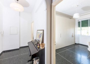 Disimpegno - Four-room apartment via Posalunga, 34, Genova (neighborhood Borgoratti) - photo 18