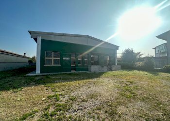 ESTERNI - Locale Commerciale Via Trieste 51, Gonars - foto 3