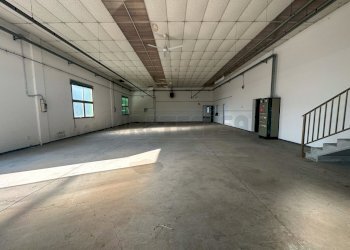 LAVORAZIONE - Locale Commerciale Via Trieste 51, Gonars - foto 19