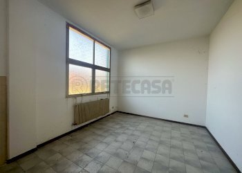 SPOGLIATOI - Locale Commerciale Via Trieste 51, Gonars - foto 22