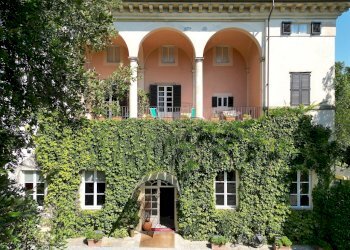 vendesi villa con parco e piscina lucca DJI_0934.J - Villa Via della Pollicchia 50, Lucca - foto 5