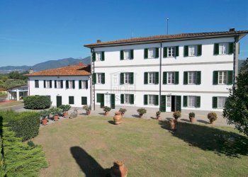 vendesi villa ristrutturata capannori luccaDJI_000 - Villa Via dei Pieroni, Capannori - foto 3