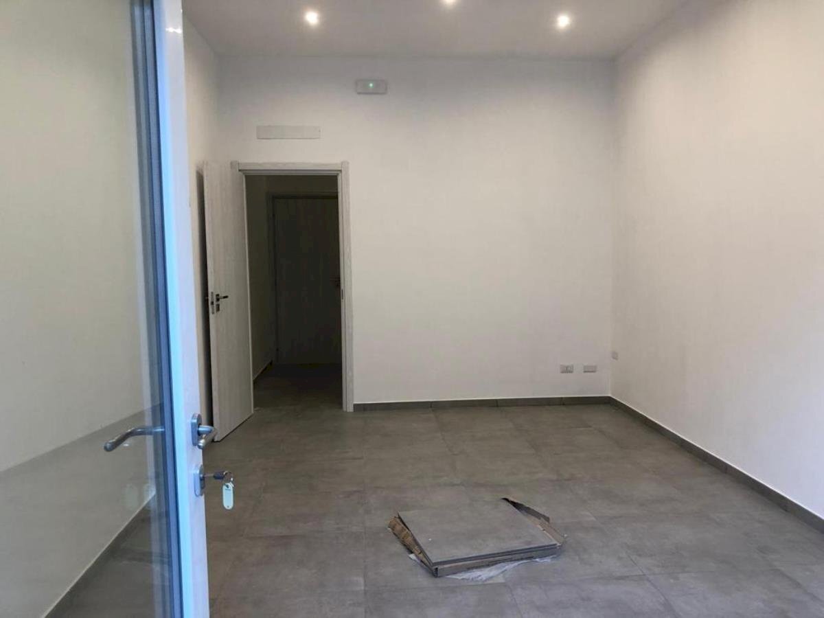 Commercial Activity Banchette - photo 3