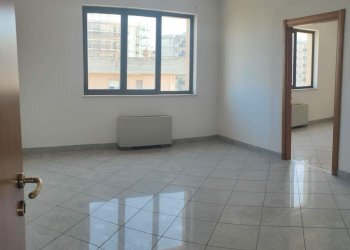 IMG20230511161556.jpg - Office Via Lussemburgo 15, Siracusa - photo 15