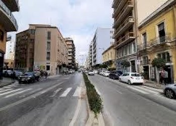 images (1).jpg - Locale Commerciale Via Catania 46, Siracusa - foto 11