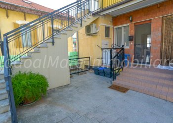 Via Aurelia-01.jpg - Bilocale Via Aurelia 216, Vado Ligure - foto 13