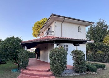 WhatsApp Image 2024-11-06 at 16.36.01 (2).jpeg - Villa via terracina 120, San Felice Circeo - photo 1