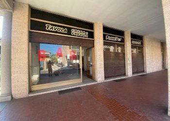 Commercial Premises Canale - photo 1