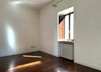 camera da letto - Quadrilocale via dei Coronari, 1, Roma (zona Centro Storico) - foto 14