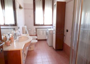 17_Bagno.JPG - Villa Bondeno - foto 16