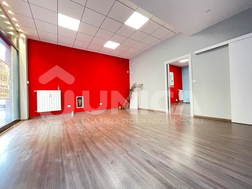 WhatsApp Image 2021-10-20 at 10.15.12 (1).jpeg - Negozio Via Tosoni 15, Brescia - foto 2