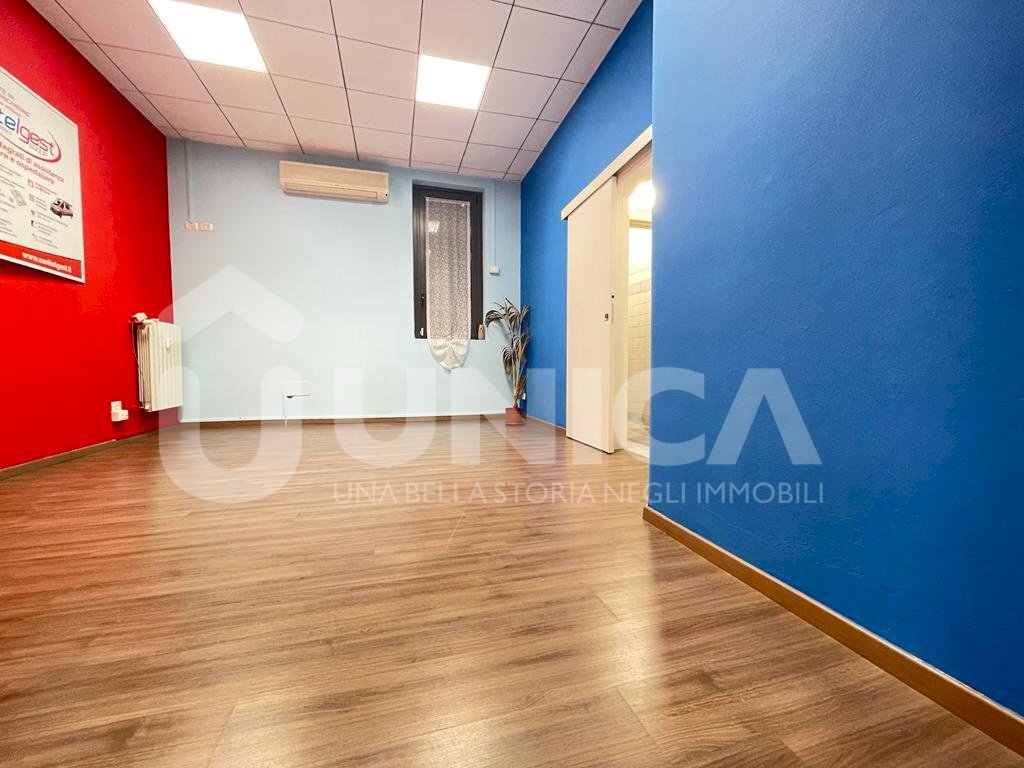 WhatsApp Image 2021-10-20 at 10.15.13 (1).jpeg - Negozio Via Tosoni 15, Brescia - foto 3