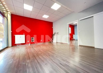 WhatsApp Image 2021-10-20 at 10.15.12 (1).jpeg - Negozio Via Tosoni 15, Brescia - foto 2