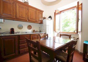 Porzione di villa storica a Bagni di Lucca (33).JP - Villa Viale Roma 9, Bagni di Lucca - foto 18