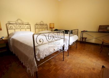 Porzione di villa storica a Bagni di Lucca (32).JP - Villa Viale Roma 9, Bagni di Lucca - foto 30