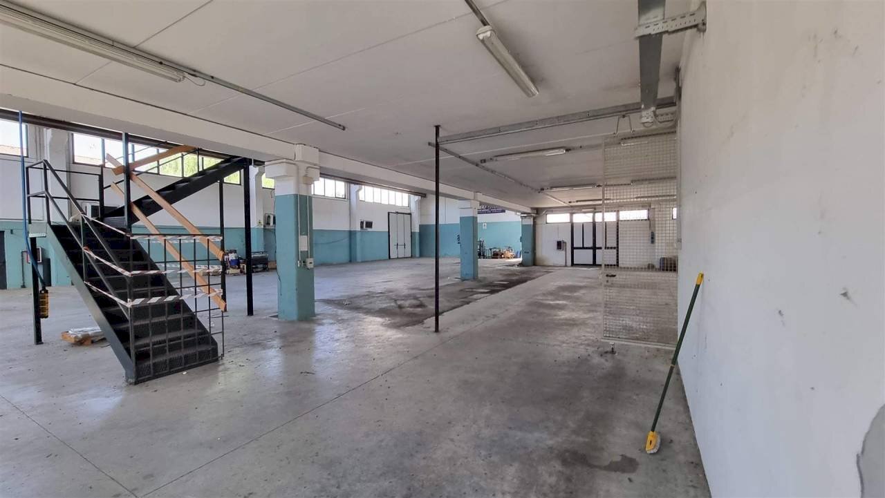 F_650493.jpg - Capannone Via G. Curioni 4, Galgagnano - foto 3