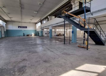 F_933051.jpg - Capannone Via G. Curioni 4, Galgagnano - foto 25