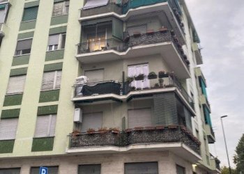 Monolocale VIA RIBORDONE, Torino (zona Rebaudengo) - foto 2