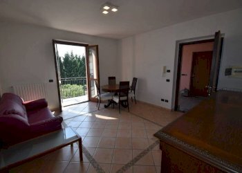 Salone - Trilocale via Viapiana, Montegrosso d'Asti - foto 2