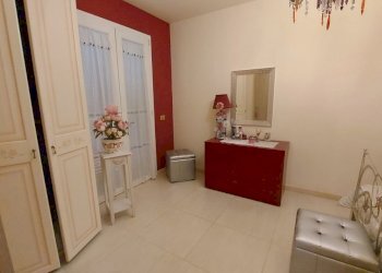 ca14.jpg - Townhouse Castelnuovo Magra - photo 13