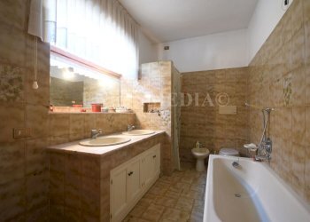 12.jpg - Independent house vicolo turi, Sarzana - photo 12