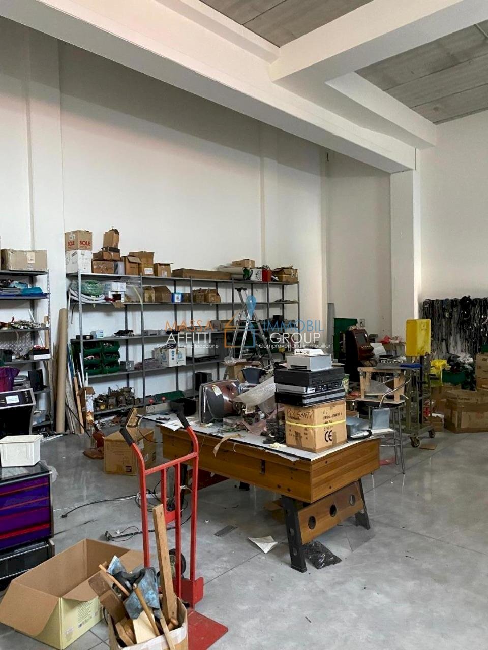 1201847_ggyr89cj.jpeg - Locale Commerciale Via Nerino Garbuio 51, Montignoso - foto 2