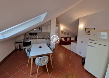 Cucina - Quadrilocale corso Piave, 85/2, Alba - foto 1