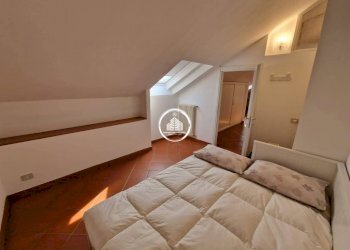 Camera - Quadrilocale corso Piave, 85/2, Alba - foto 14