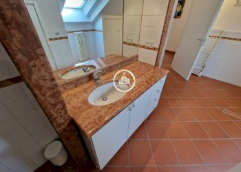 Bagno - Quadrilocale corso Piave, 85/2, Alba - foto 17