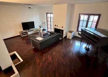 WhatsApp Image 2023-09-22 at 18.24.56 (2).jpeg - Villa via chico mendes  1, Bari - foto 14