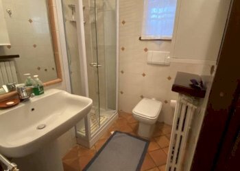 BAGNO - Bilocale piazza Valle Stretta, Bardonecchia - foto 12