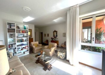 Four-room apartment via Capolungo, Genova - photo 11